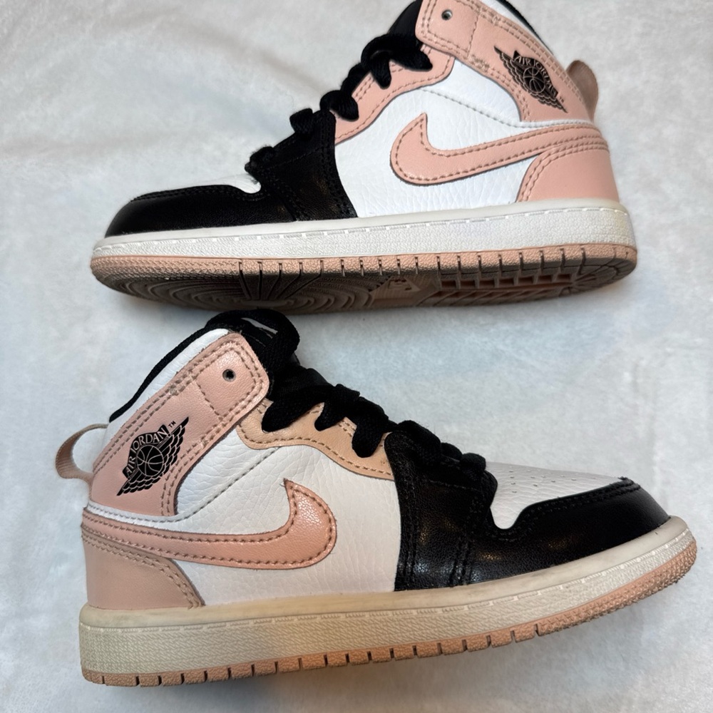 Jordan 1 Retro High OG Atmosphere ‘Bubble Gum’ Sz 11c⭐️